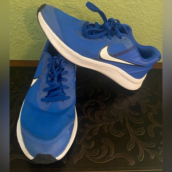 Nike star runner 3 (GS) size 6y - Picture 4 of 5